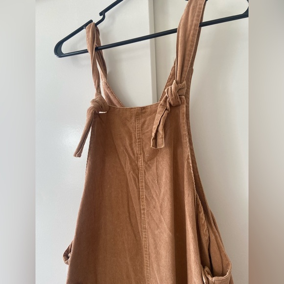 Dress Up Camel Jumpsuit - Picture 2 of 8